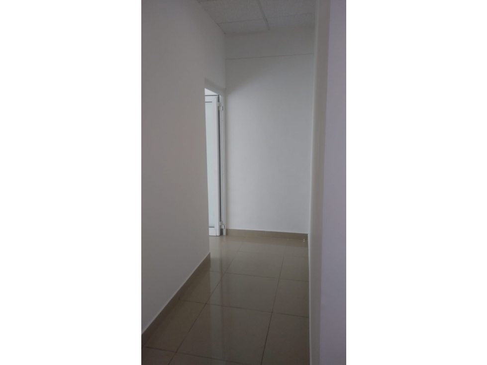 Alquiler de oficina en Bella vista