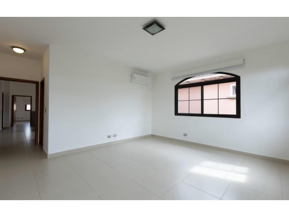 Venta de Residencia Costa Sur