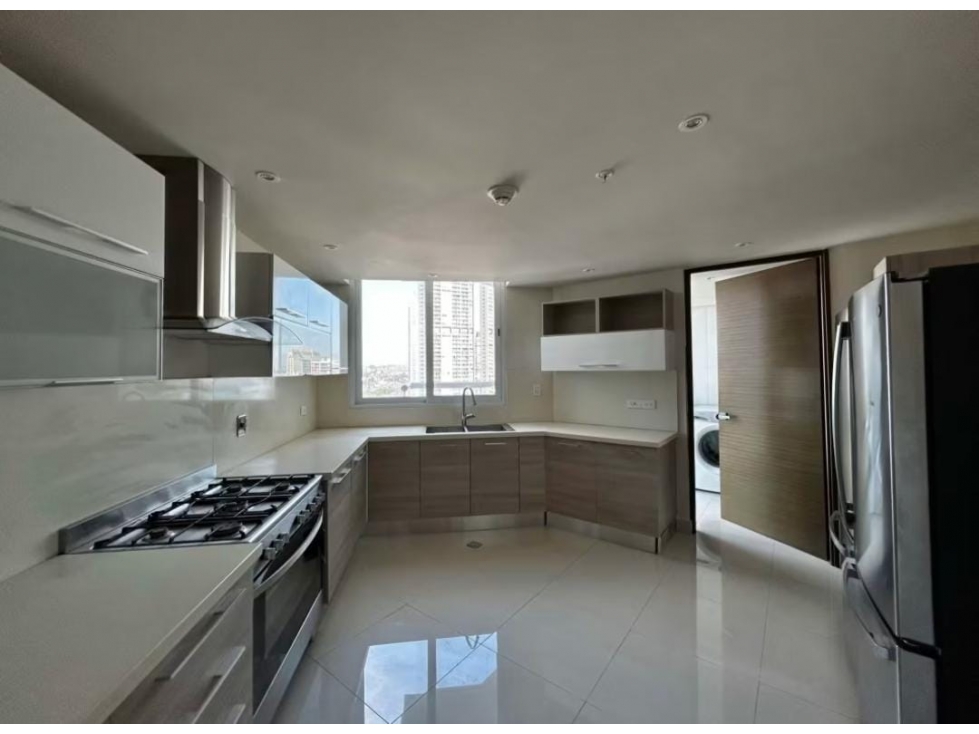 Venta de Apartamento Amoblado Costa del Este