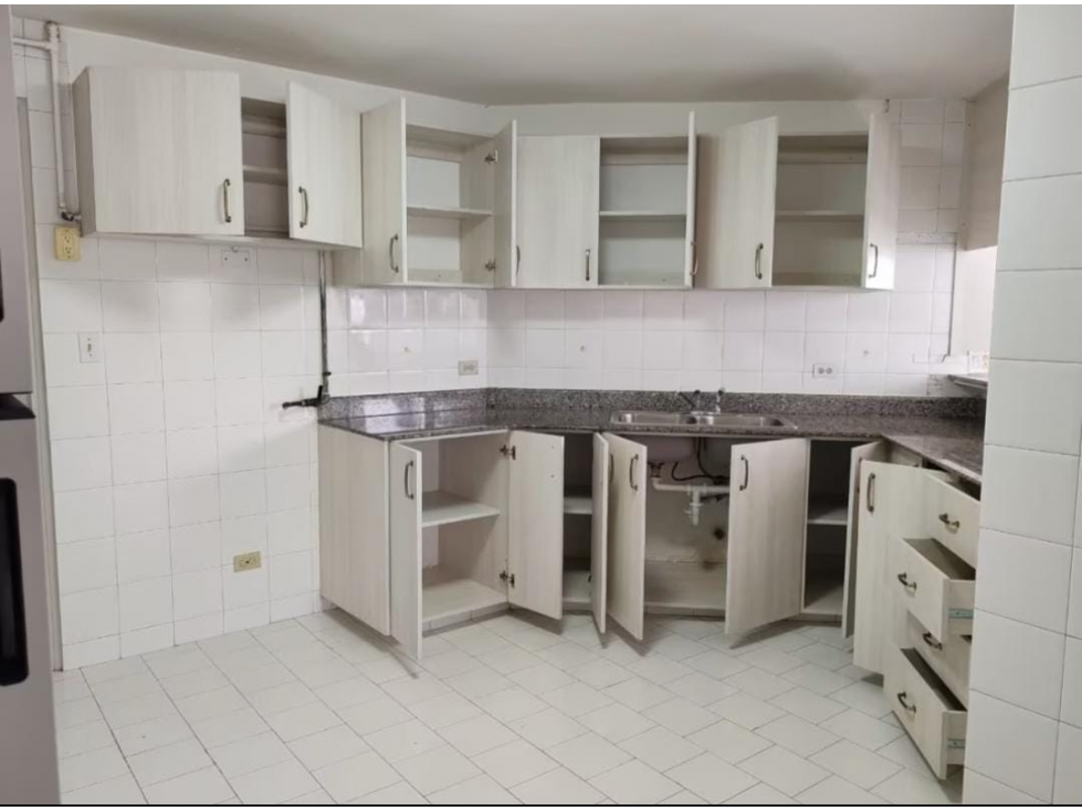 Venta o Alquiler de Apartamento Marbella — foto 5