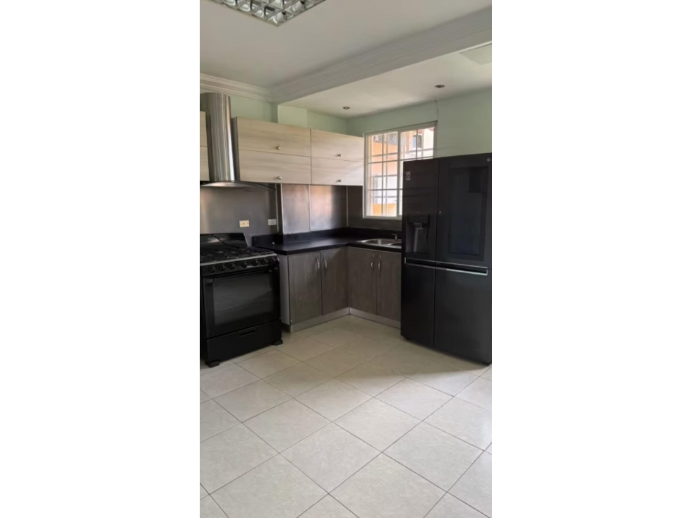 Alquiler Residencial en Villa Lucre — foto 2