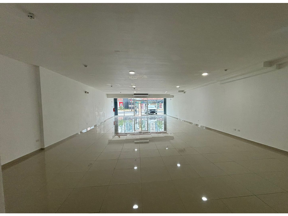 Alquiler de local comercial en Plaza Signature Point, Bella Vista — foto 5