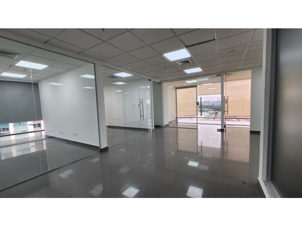 Alquiler de Oficina vacía en PH Torre Aseguradora Ancón — foto 4