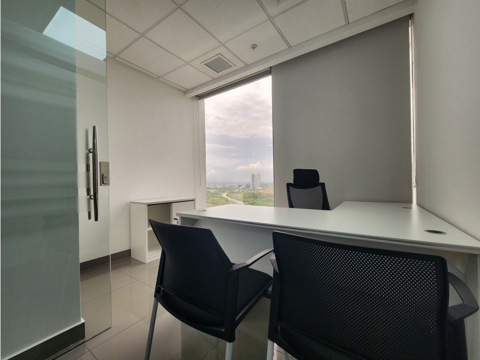 Alquiler de oficina vacía en PH Torre Aseguradora Ancón