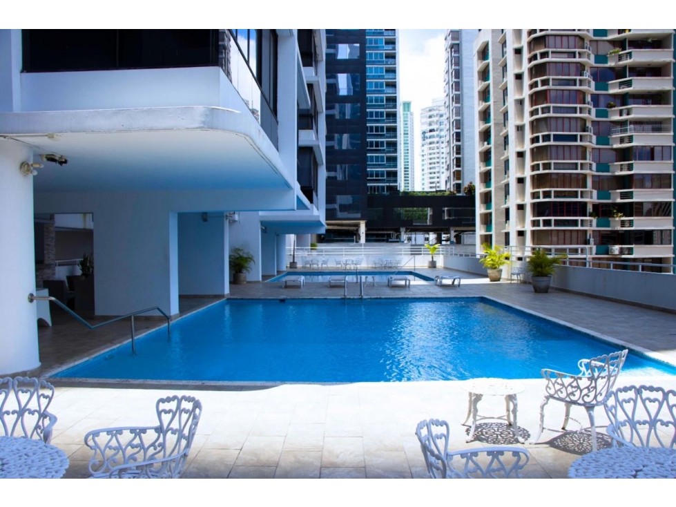 Venta de apartamento con linea blanca PH Condesa del Mar, Ave. Balboa — foto 4