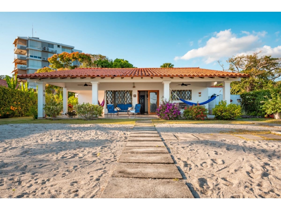 Venta de Casa de Playa en Playa Blanca - Farallón - Panamá - 4