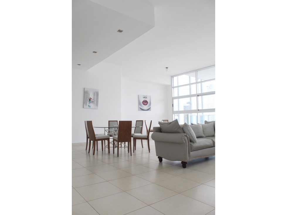 Alquiler de apartamento amoblado en P.H WATERS ON THE BAY, Panamá — foto 3