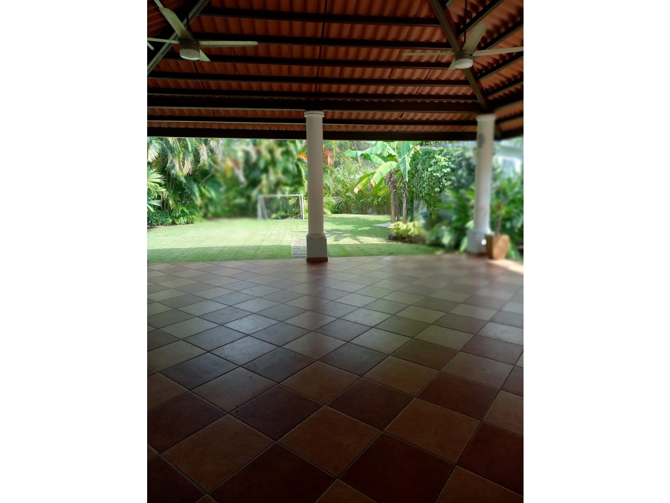 Alquiler de casa con linea blanca en La Boca, Ancón, Panamá — foto 4