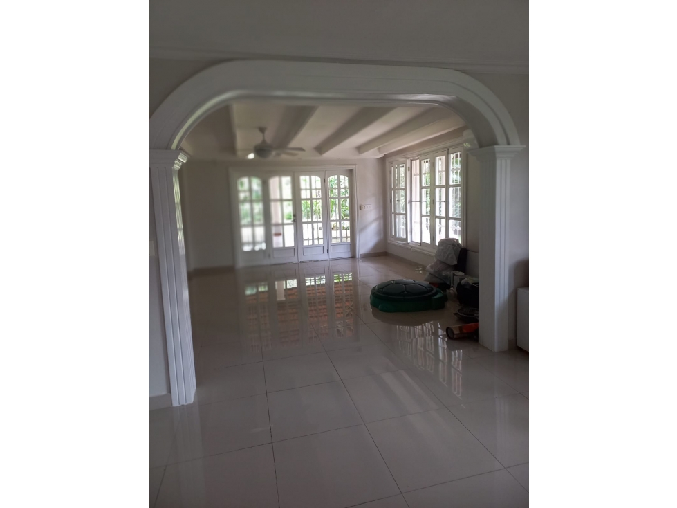 Alquiler de casa con linea blanca en La Boca, Ancón, Panamá — foto 5