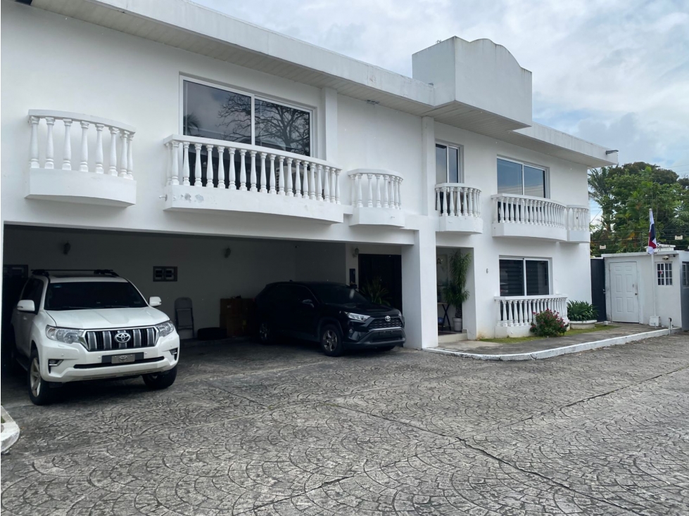 Alquiler de Casa Full Amoblada, Altos del Golf - Panamá