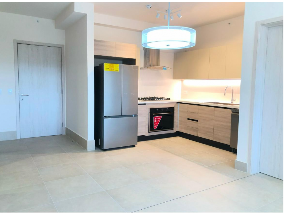 Alquiler de apartamento de 2 habitaciones en Ocean House, Santa Maria — foto 2