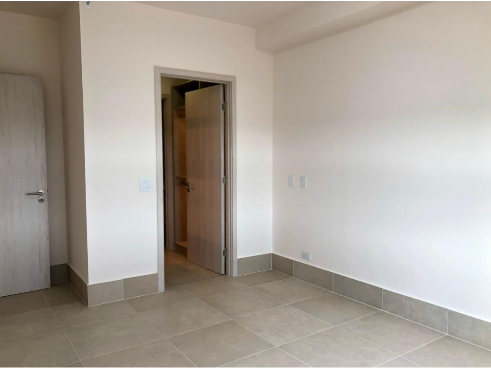 Alquiler de apartamento de 2 habitaciones en Ocean House, Santa Maria — foto 4