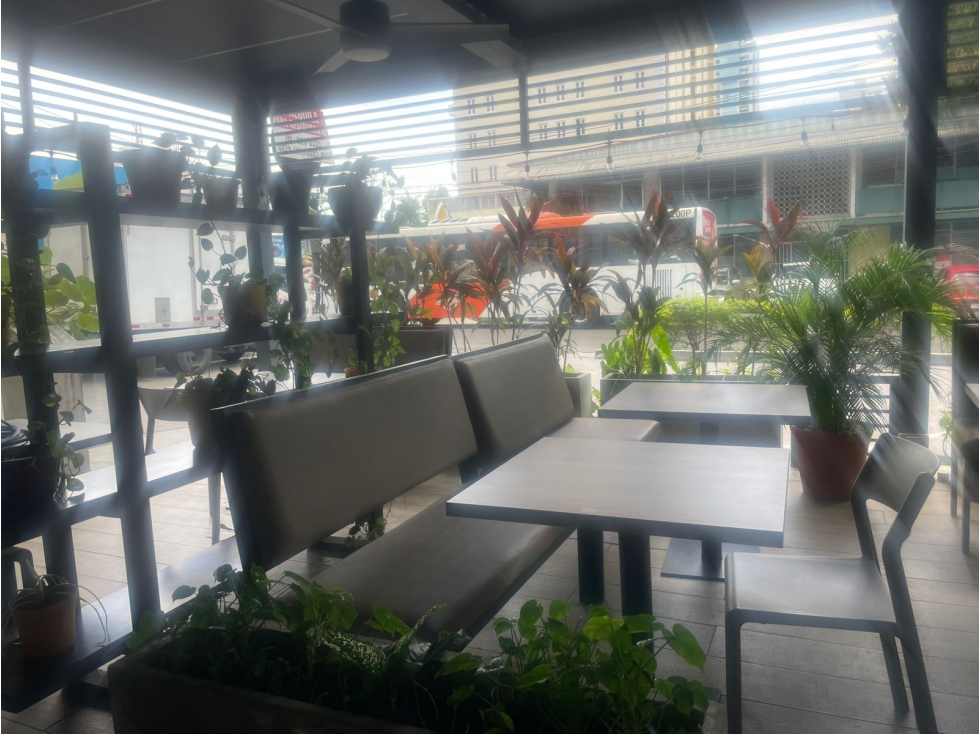 Alquiler Local Comercial en Obra Gris Plaza San Francisco - Panamá — foto 2