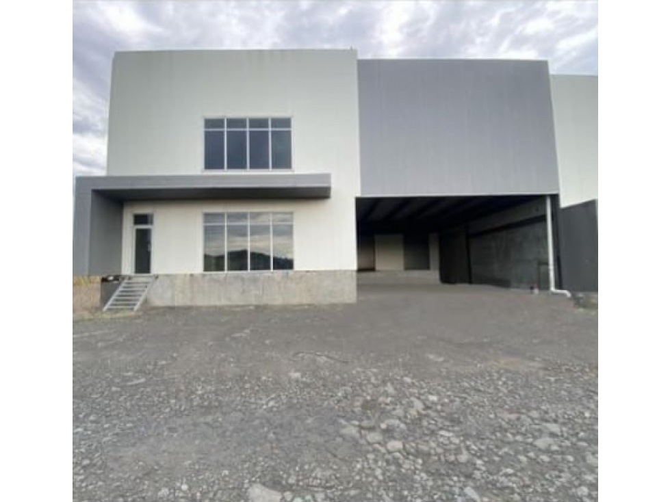 Ventar de Bodega en Milla 8