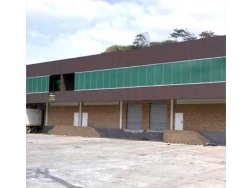 Venta de Bodega en Milla 8