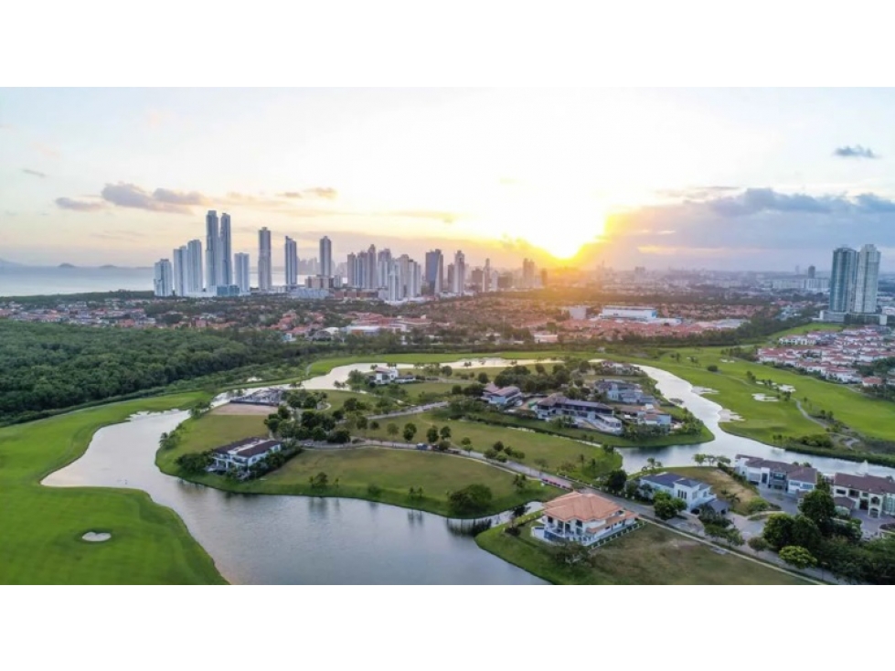 Terreno en Venta Santa María, Ciudad de Panamá