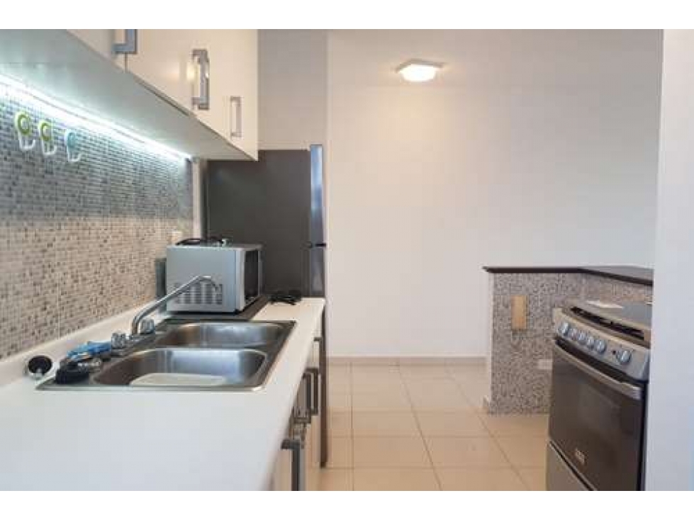 Se alquila apartamento en PH Guadalupe, Colón - 6