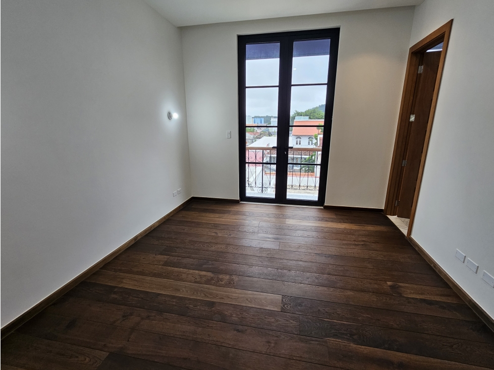 Apartamento en venta en el Casco Antiguo, Santa Familia — foto 5
