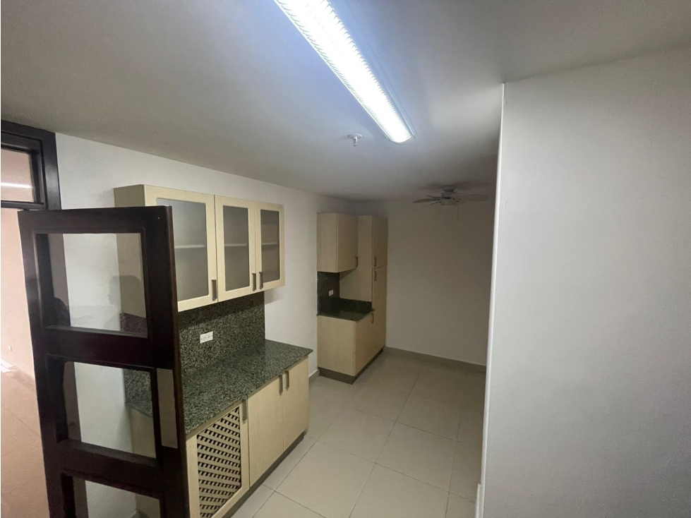 Se Alquila Apartamento en Costa del Este — foto 2