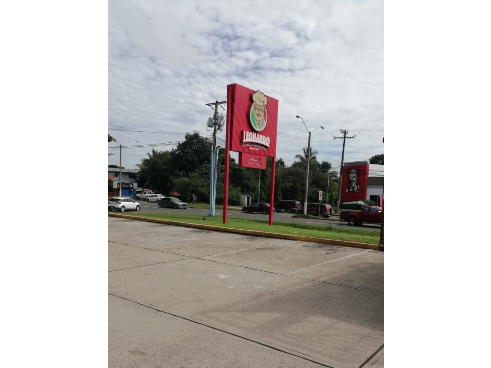 SE VENDE LOCAL COMERCIAL (PLAZA BANCONAL SANTIAGO) - 3