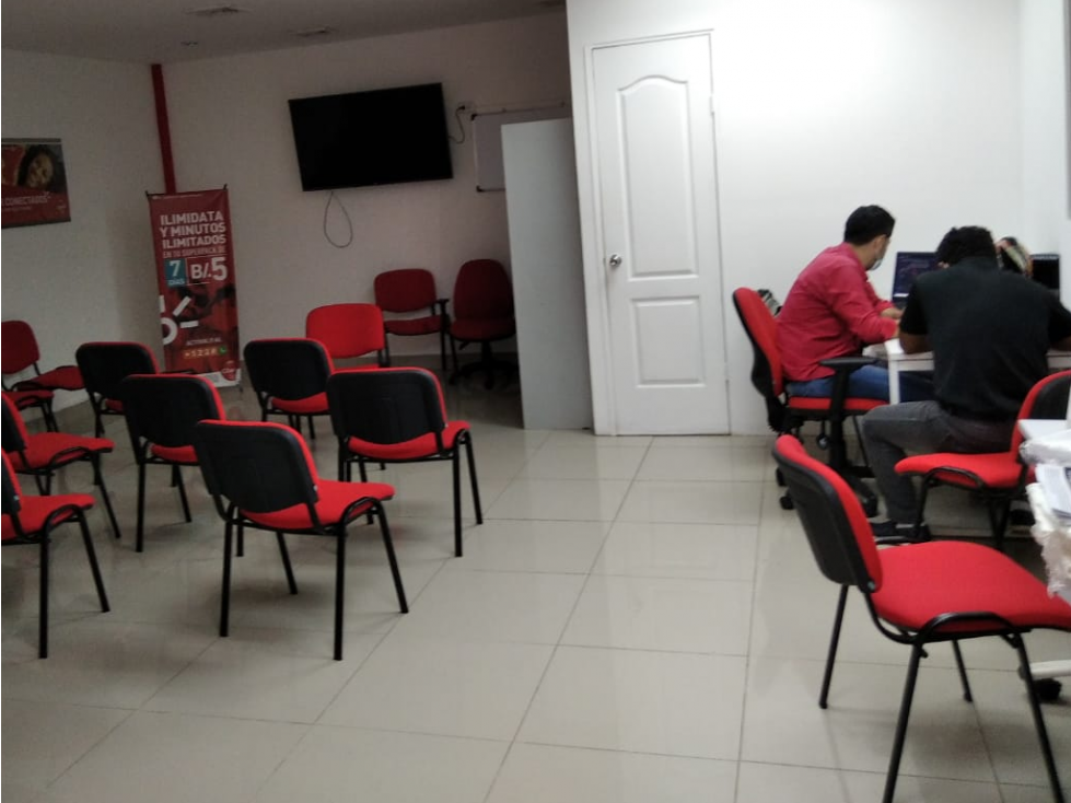 SE VENDE LOCAL COMERCIAL (PLAZA BANCONAL SANTIAGO) - 4