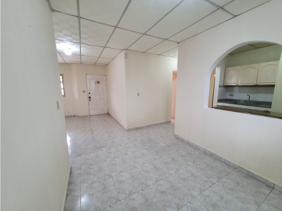 SE VENDE CASA EN LAS TABLAS - 3