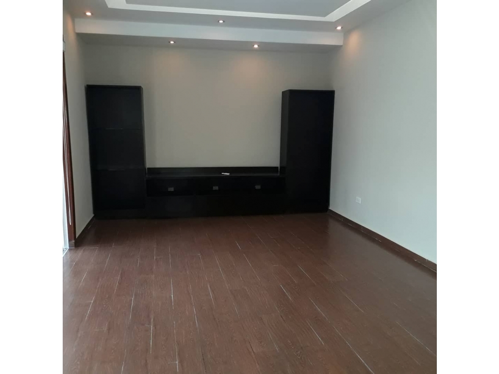 SE ALQUILA CASA EN CLAYTON — foto 6
