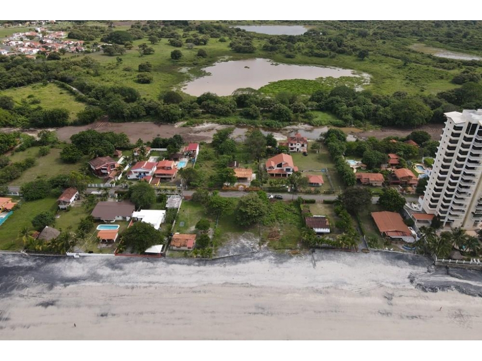 Se Vende Terreno frente al mar en Playa Malibú, Nueva Gorgona — foto 6