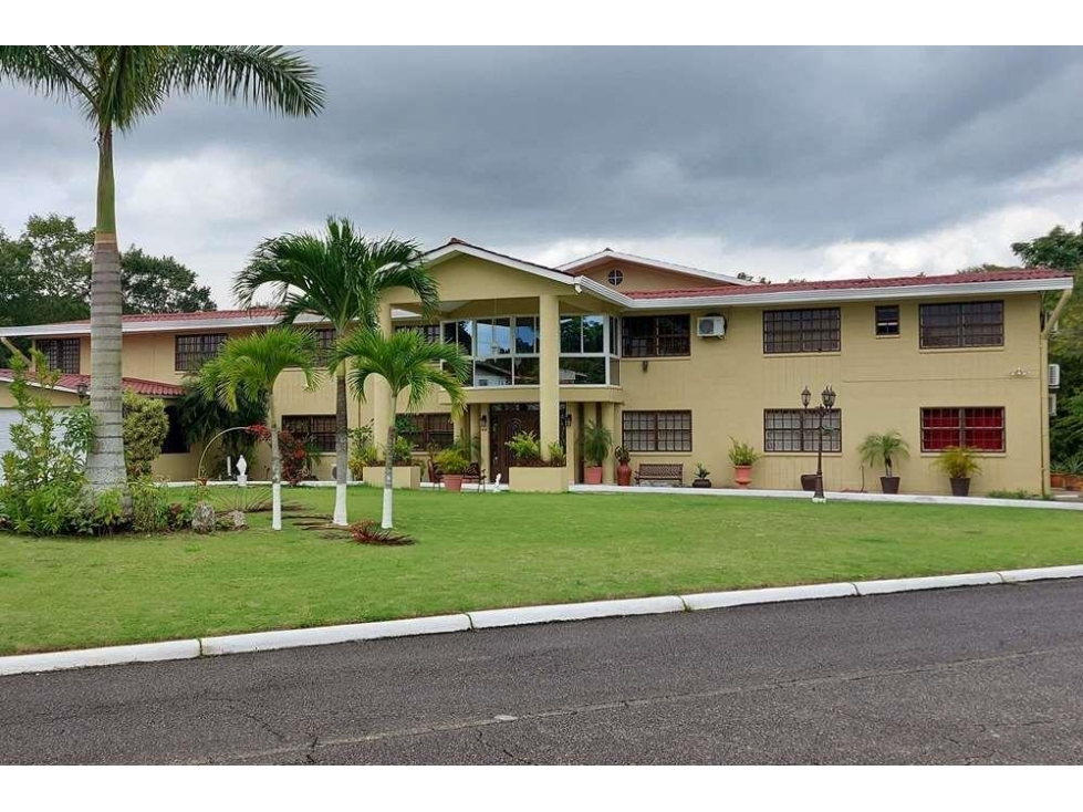 Se Vende Casa para inversión en Clayton, Albrook