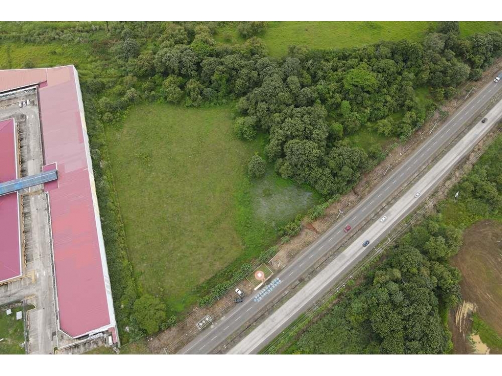 Se vende terreno comercial en Pacora - 1