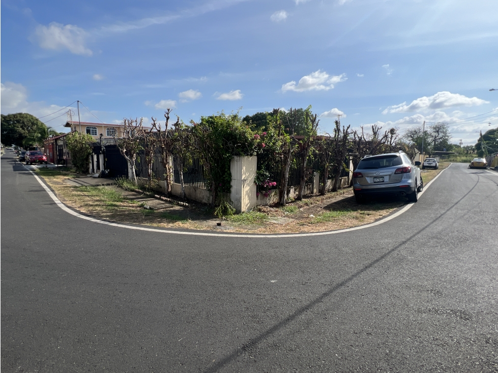 SE VENDE CASA (CIUDAD RADIAL) - 3