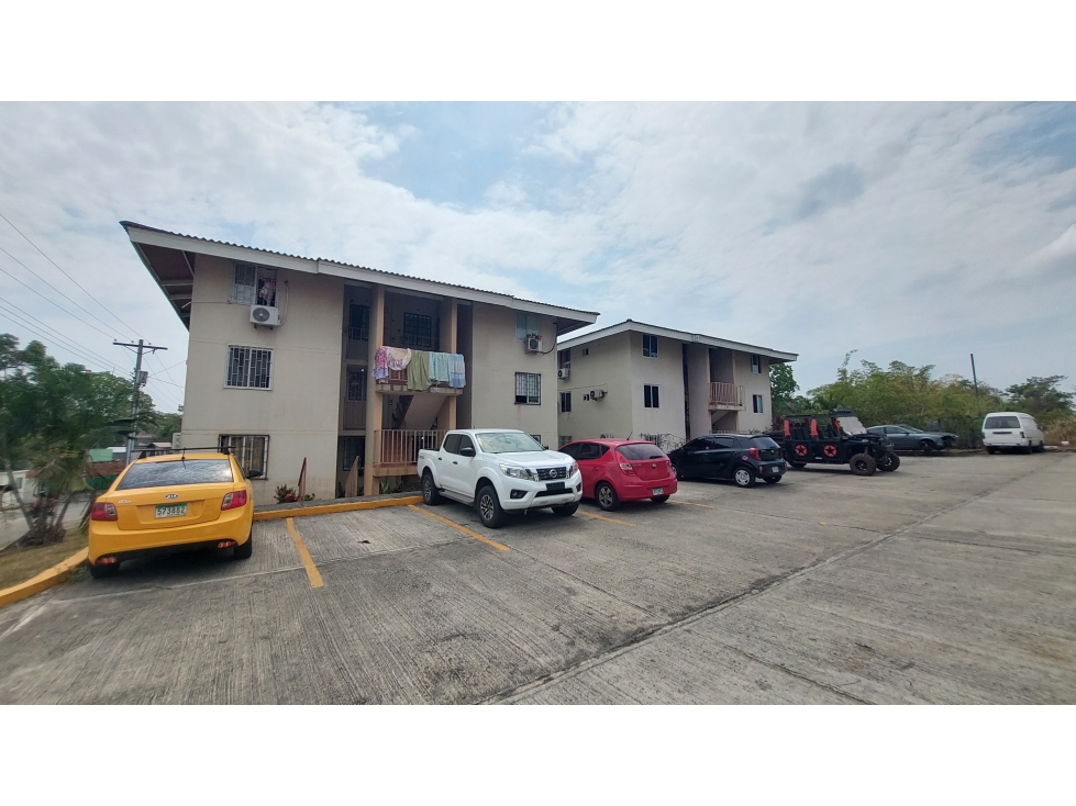 Se vende apartamento en Rana de Oro, Pedregal - 1