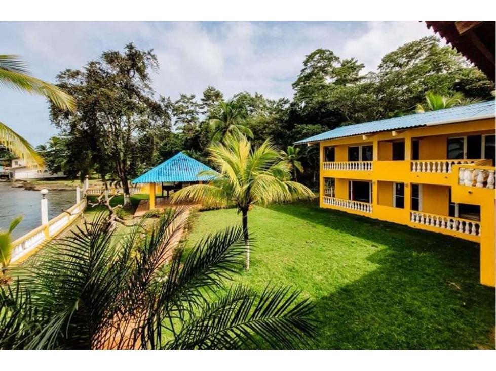 Se Vende Casa frente al mar en Portobelo, Colón - 2