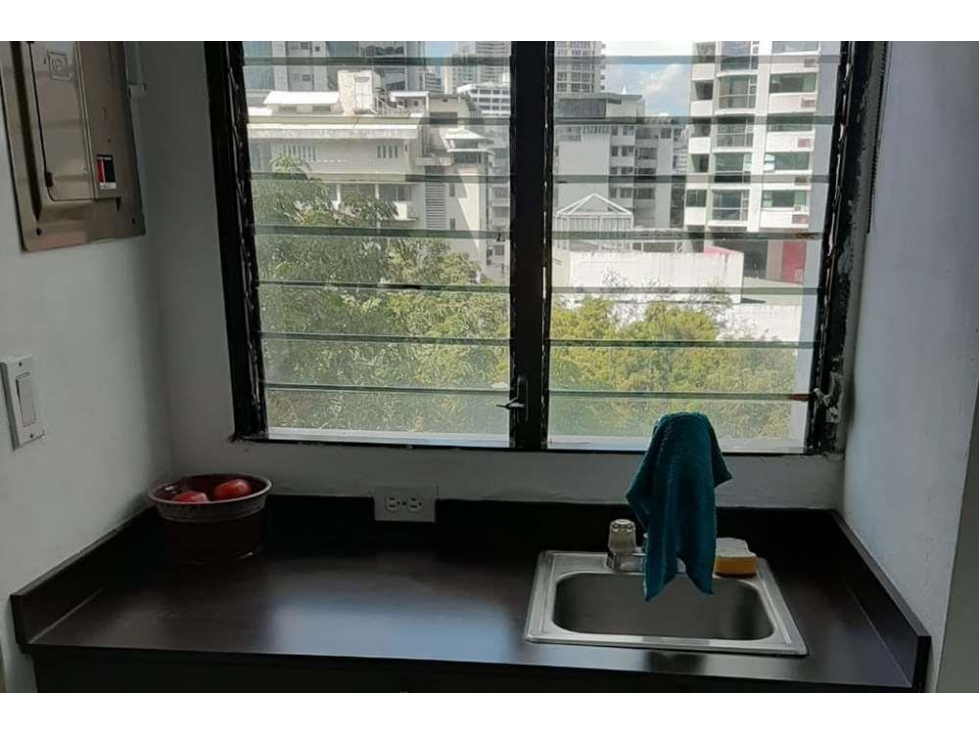 Se Vende y alquila Oficina en Calle 50, Ciudad de Panamá — foto 6