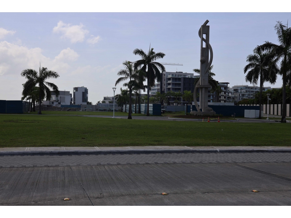 SE VENDEN TERRENOS EN OCEAN REEF