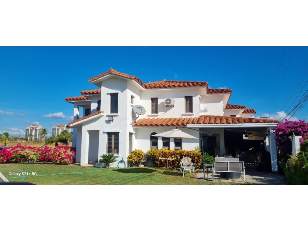 SE VENDE CASA EN VISTAMAR