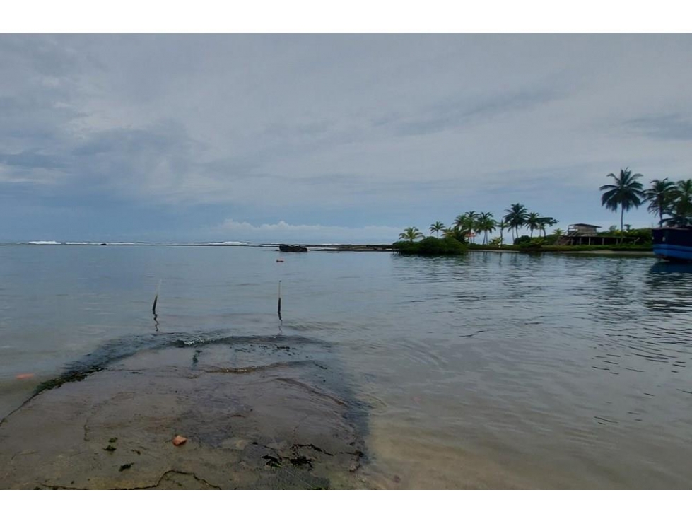 Se vende casa frente al mar, Colón, Viento Frío - 6