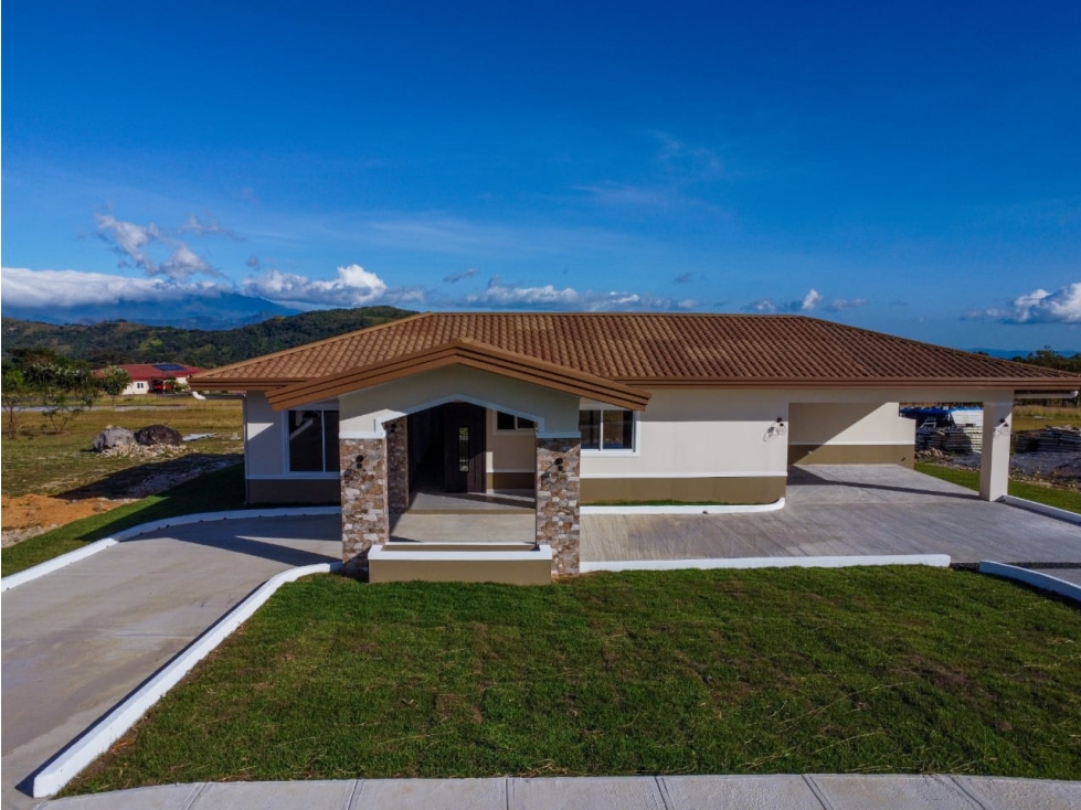 Se Vende Casa Campestre en Alto Boquete, Chiriquí - 1