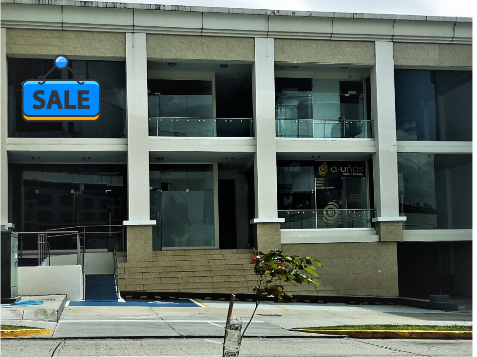 Se Vende Plaza Comercial Condado del Rey - 1