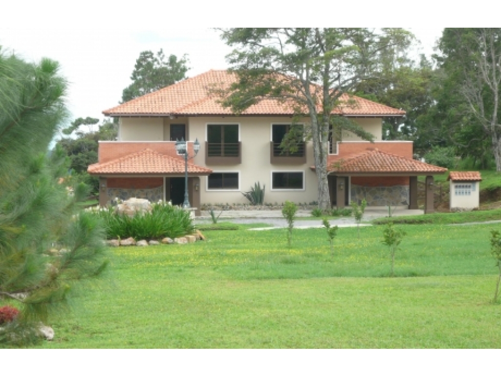 Condominios exclusivos en venta en Alto Boquete - 1