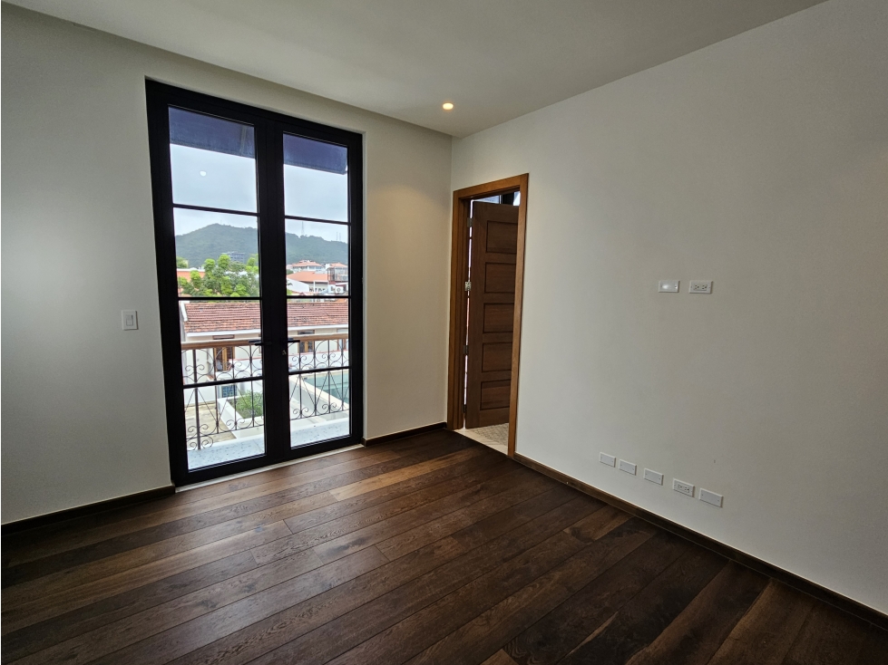 Apartamento en venta en el Casco Antiguo, Santa Familia — foto 6