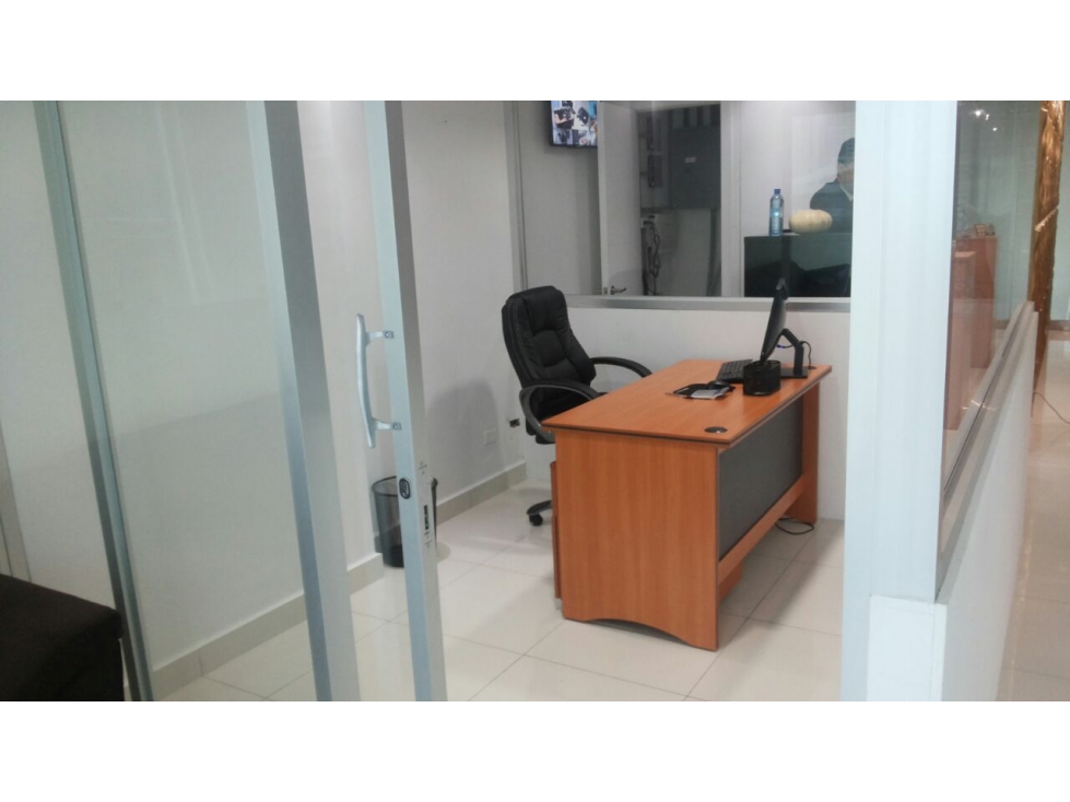 Alquiler de oficinas en Street Mall, entre Vía Israel y Vía España