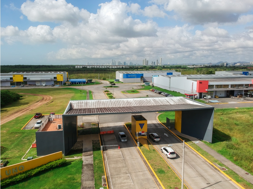 Venta de ofi-bodegas en Zona Uno, Corredor Sur, Panamá