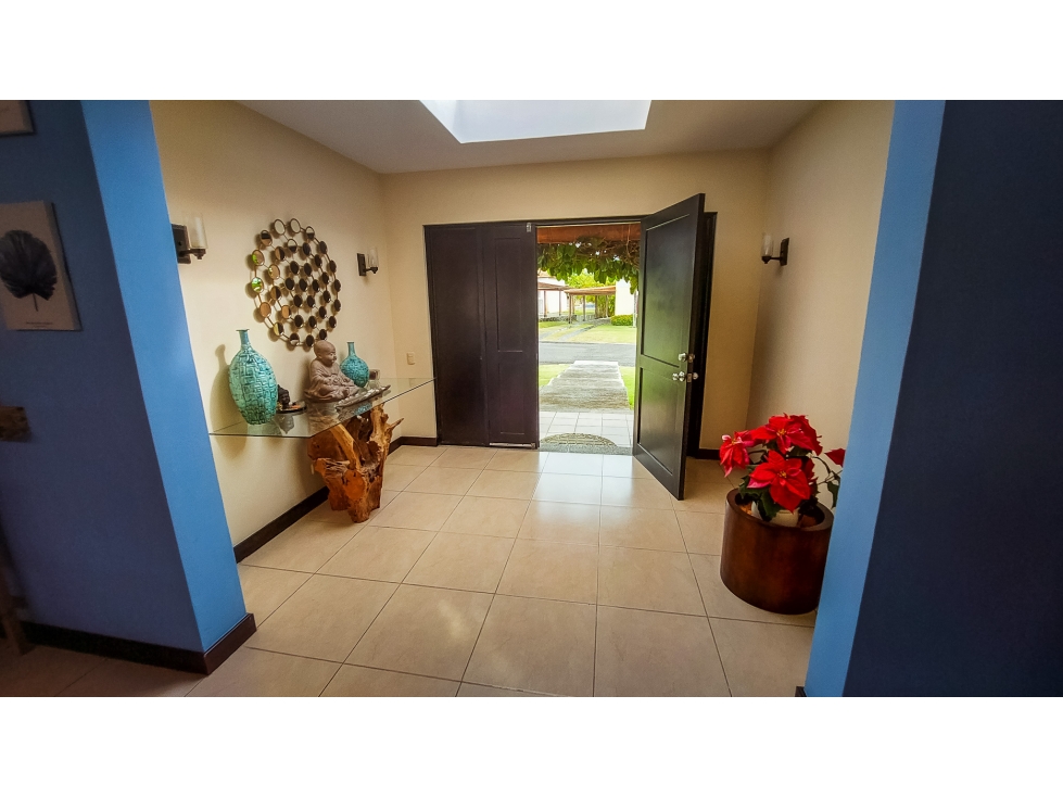 Se vende casa en Río Hato, Coclé - 2