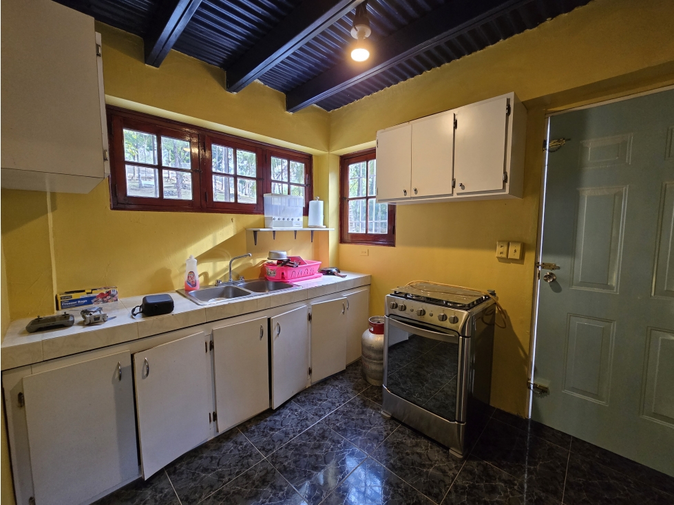 Venta de Casa y Terreno en Villa Cárdenas, Las Cumbres — foto 5