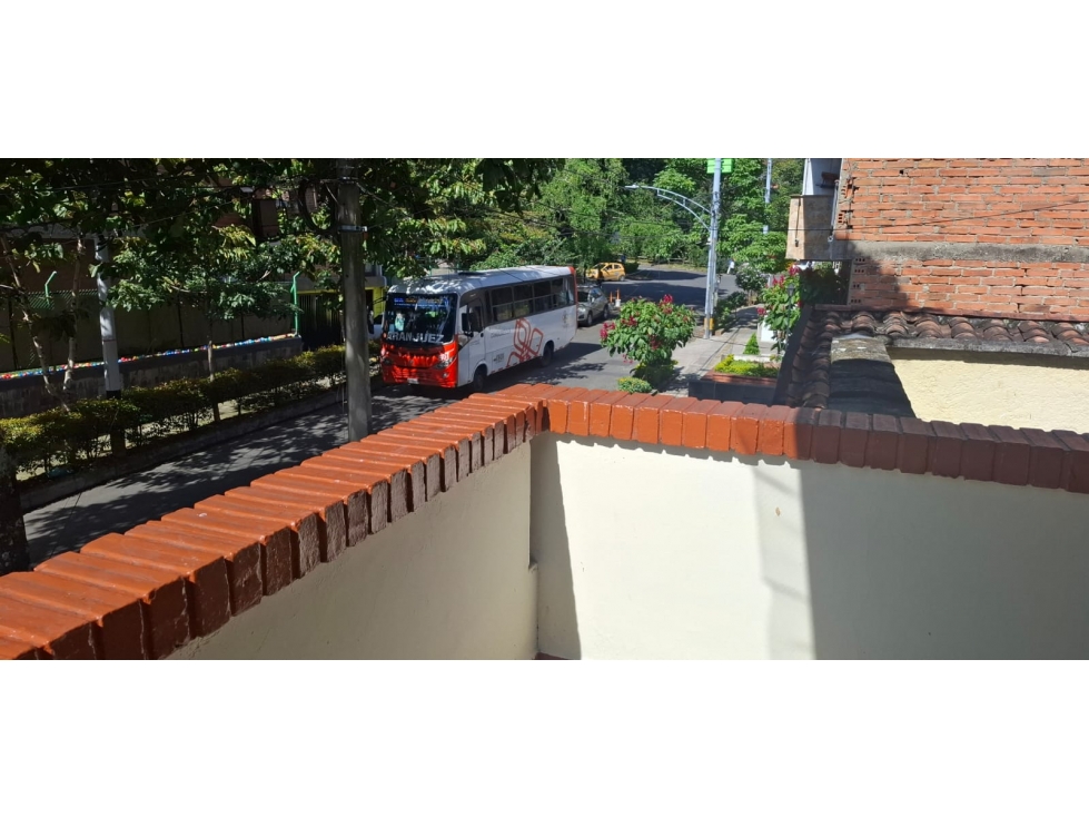 Casa En Venta En Simòn Bolivar