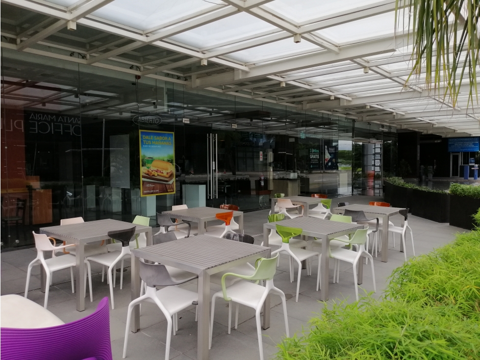 Local Comercial en Alquiler en Santa María (Business District) — foto 4