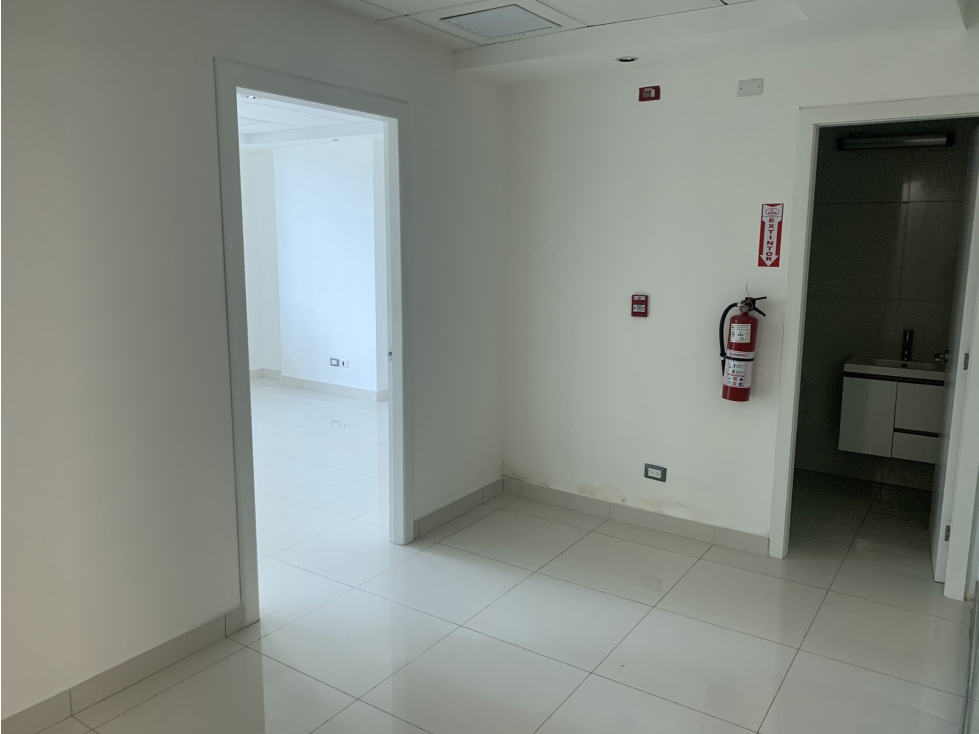 Oficinas en alquiler en un Hub Estratégico en Vía Israel — foto 5