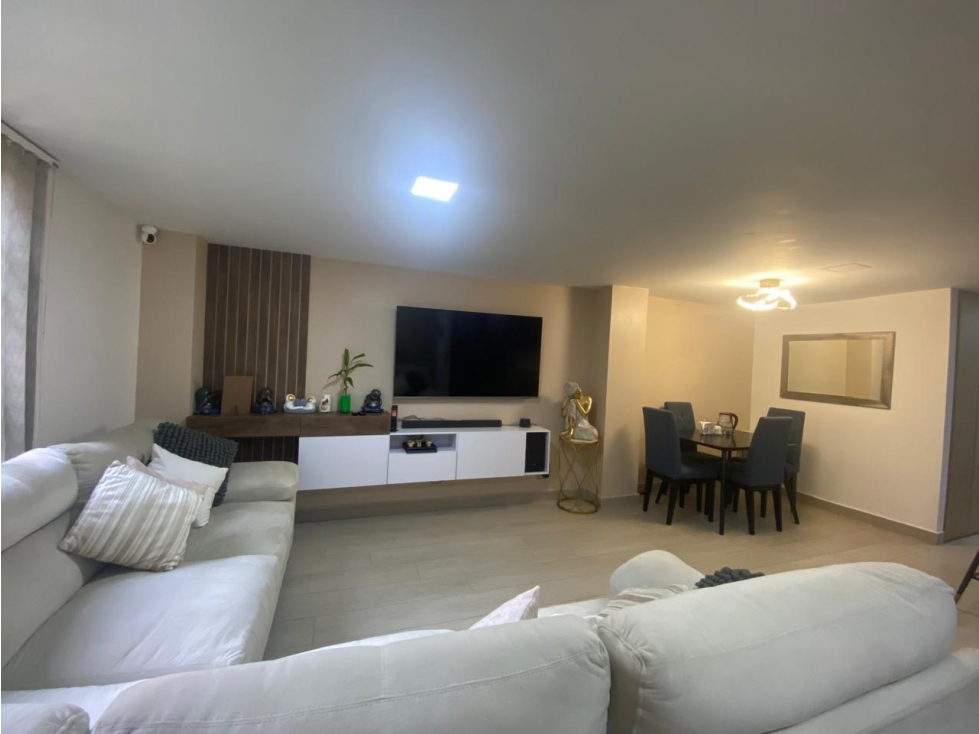 Venta apartamento Conquistadores