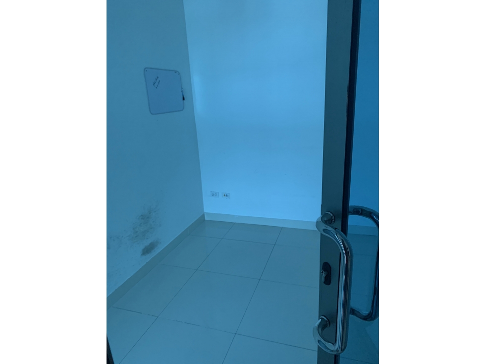 Oficinas en alquiler en un Hub Estratégico en Vía Israel — foto 4